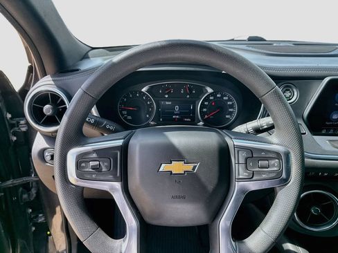 Used 2021 Chevrolet Blazer LT FWD image 13