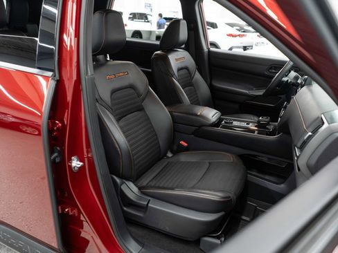 Used 2023 Nissan Pathfinder Rock Creek AWD/4WD image 10