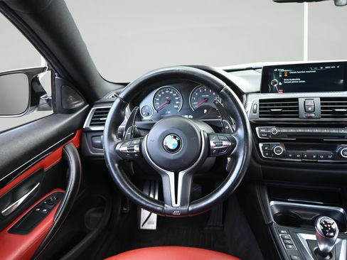 Used 2016 BMW M4 Coupe RWD image 13