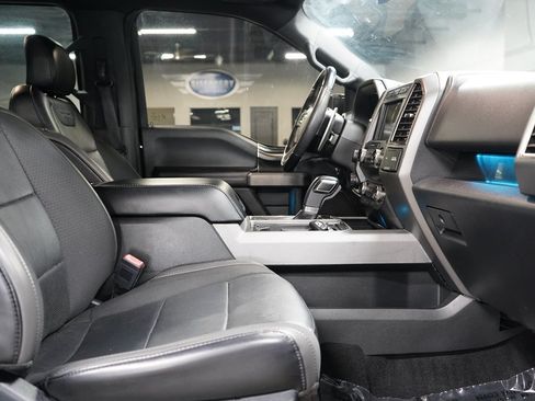 Used 2019 Ford F150 Raptor w/ Equipment Group 802A Luxury AWD/4WD image 23