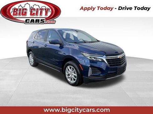 Used 2022 Chevrolet Equinox LT w/ Driver Convenience Package FWD image 1
