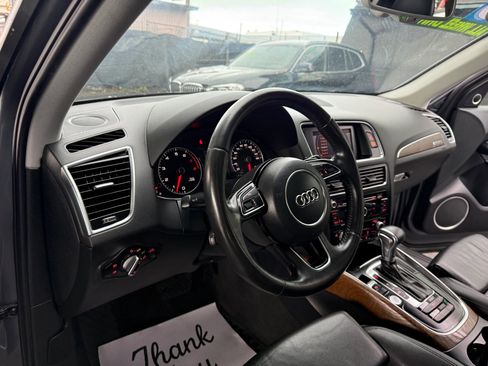 Used 2013 Audi Q5 3.0T Premium Plus w/ Sport Interior Pkg image 11