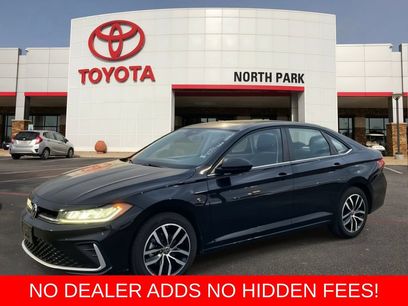 Used 2025 Volkswagen Jetta SE