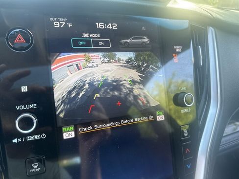 Used 2020 Subaru Outback Limited image 20