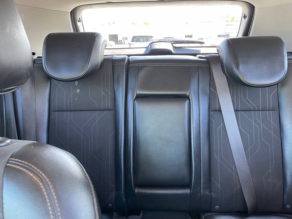 Used 2019 Chevrolet Trax LT w/ LT Convenience Package FWD image 11