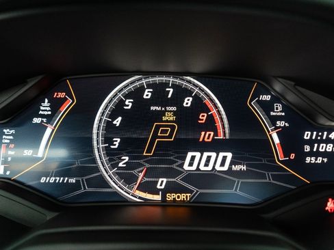 Used 2020 Lamborghini Huracan EVO AWD/4WD image 88