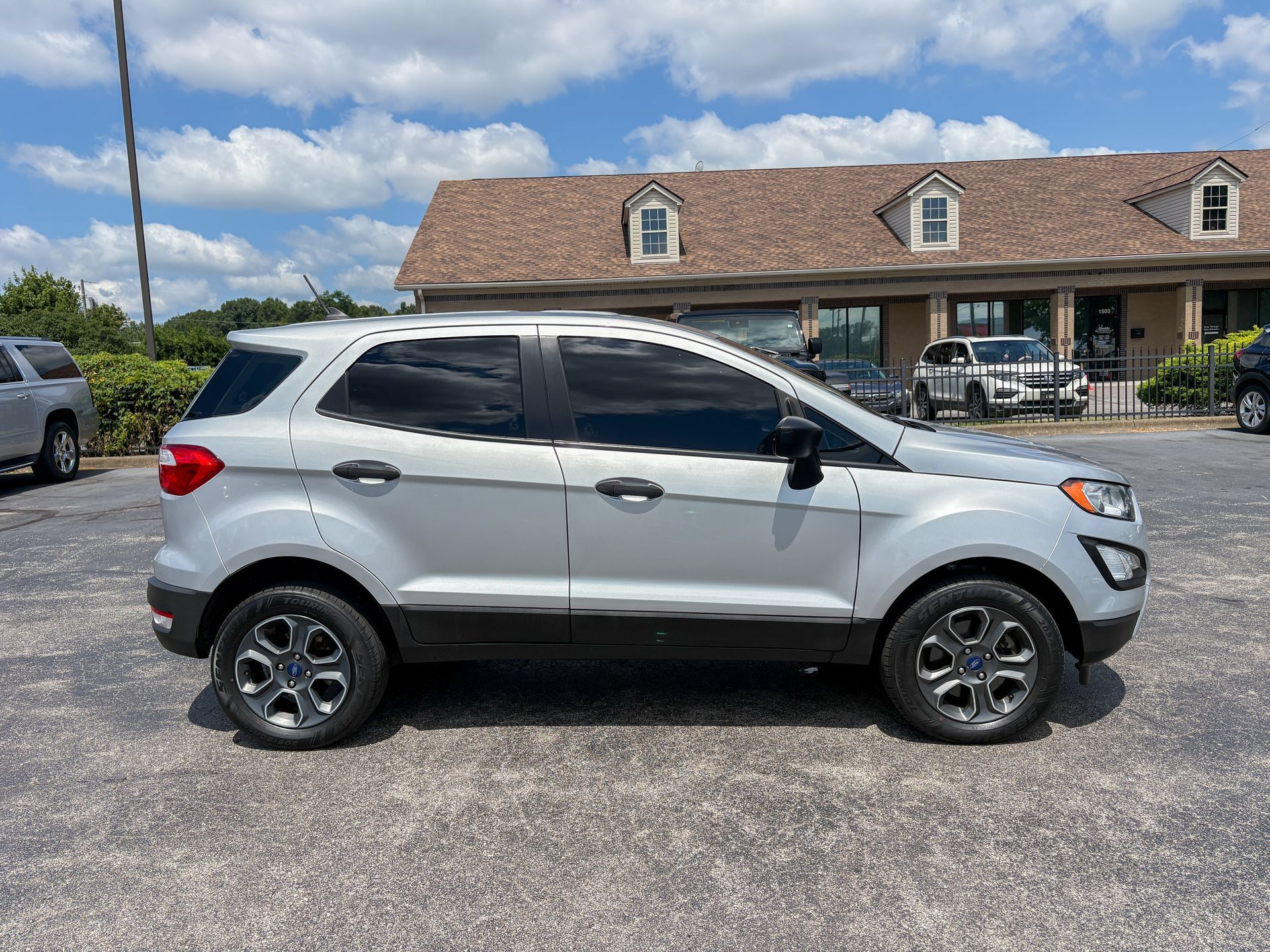 Used 2021 Ford EcoSport S AWD/4WD image 9
