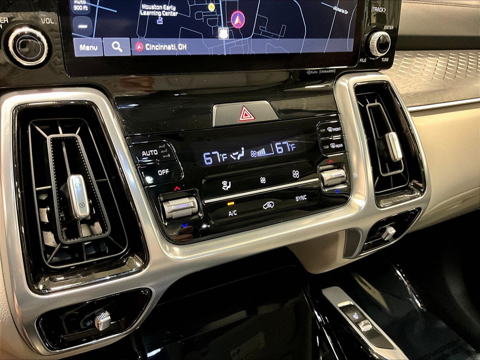Used 2023 Kia Sorento SX FWD image 15