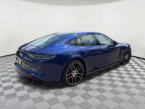 Certified 2023 Porsche Panamera GTS w/ Assistance Package AWD/4WD image 9