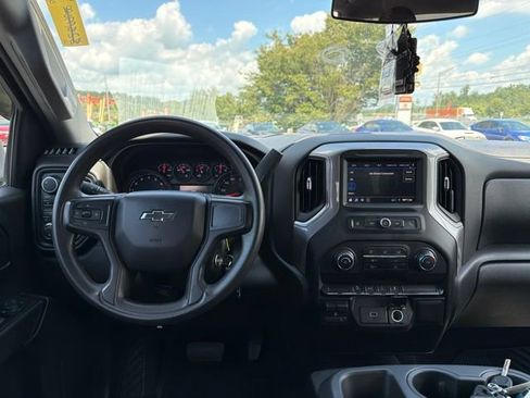 Used 2020 Chevrolet Silverado 1500 Custom Trail Boss w/ Custom Convenience Package AWD/4WD image 10