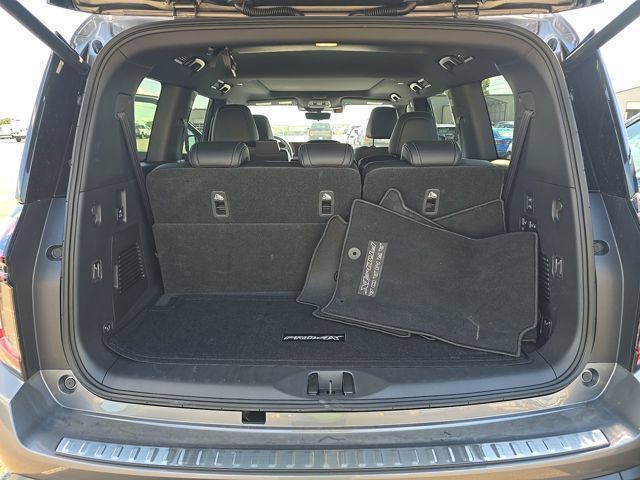 Used 2026 Nissan Armada PRO-4X AWD/4WD image 14