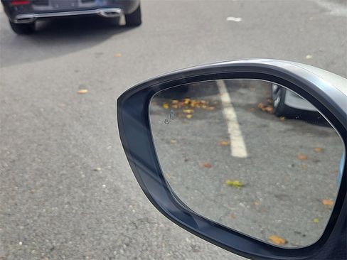 Certified 2022 Honda Civic EX image 13