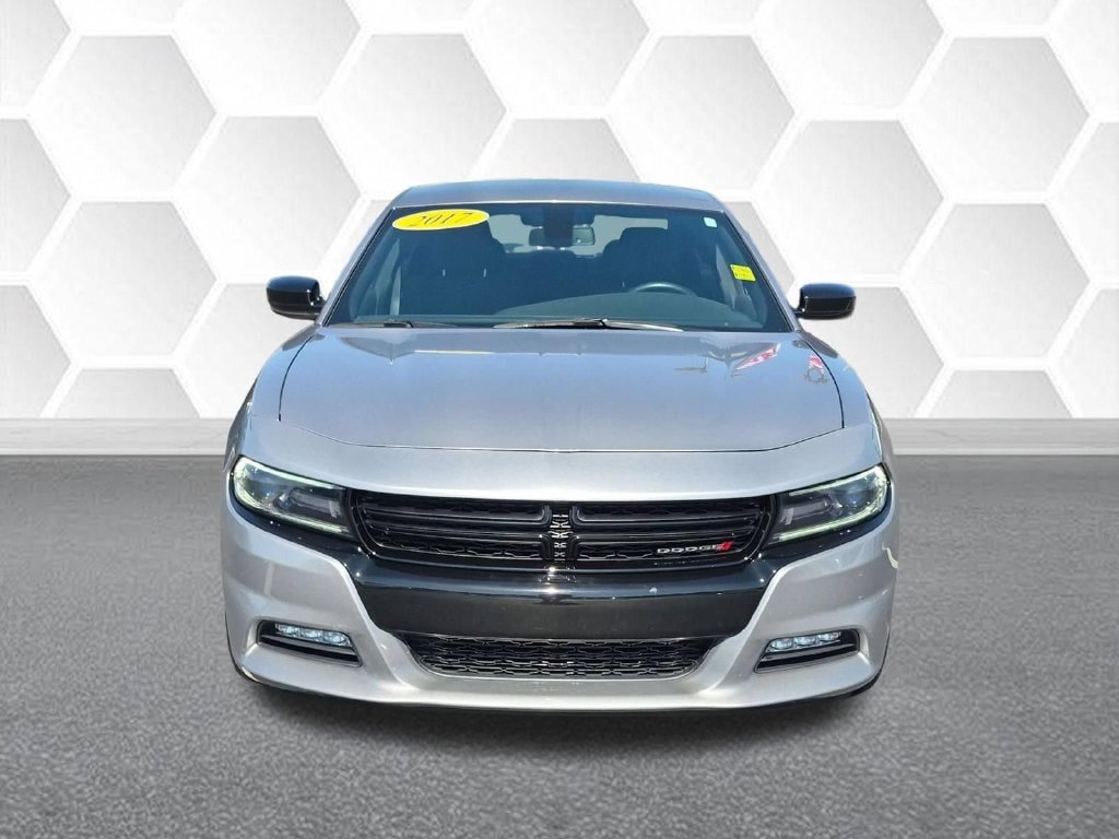 Used 2017 Dodge Charger R/T w/ Driver Confidence Group RWD image 8