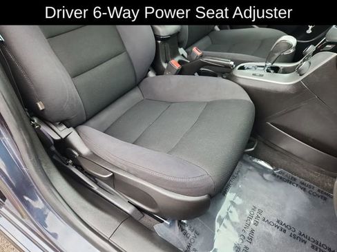 Used 2015 Chevrolet Cruze LT w/ Sun And Sound Package image 21