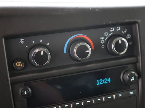 Used 2018 Chevrolet Express 3500 LT w/ LT Preferred Equipment Group image 17