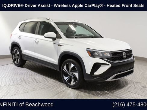 Used 2023 Volkswagen Taos SE AWD/4WD image 1