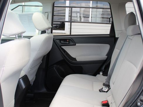 Used 2014 Subaru Forester 2.5i Premium w/ All-Weather Package AWD/4WD image 14