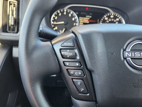 Used 2025 Nissan Frontier S image 16