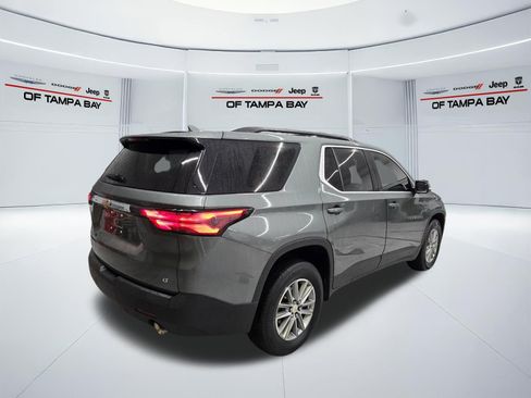 Used 2023 Chevrolet Traverse LT FWD image 6