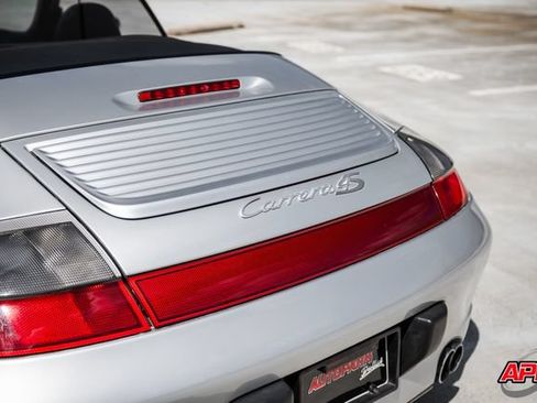 Used 2004 Porsche 911 Carrera 4S AWD/4WD image 29