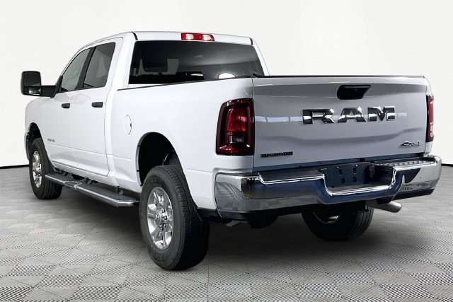Used 2026 RAM 2500 Big Horn AWD/4WD image 4