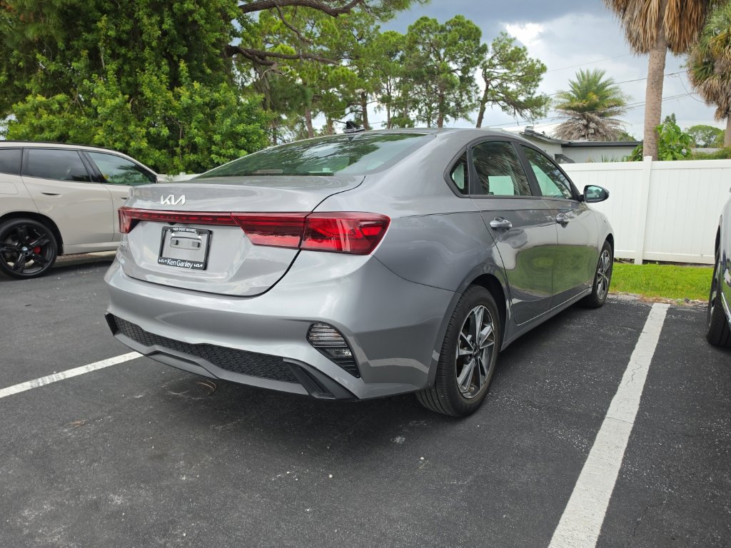 Certified 2023 Kia Forte LXS FWD image 16