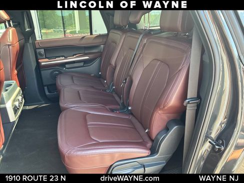 Used 2023 Ford Expedition Max Limited AWD/4WD image 22