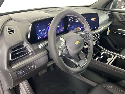New 2026 Chevrolet Traverse LT w/ Driver Confidence Package image 10