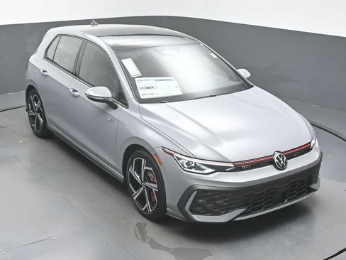 New 2026 Volkswagen GTI SE FWD image 40