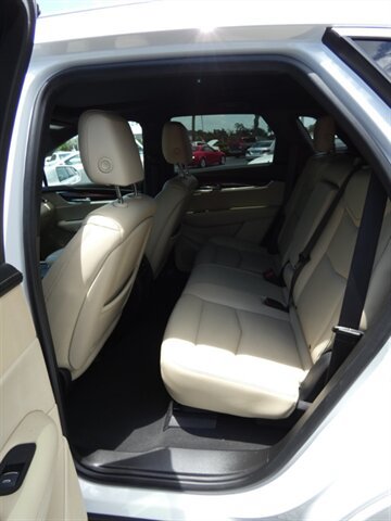 Used 2017 Cadillac XT5 Luxury AWD/4WD image 42