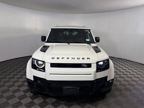 Used 2024 Land Rover Defender 130 X-Dynamic SE AWD/4WD image 10