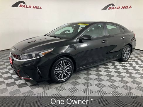 Certified 2023 Kia Forte GT-Line image 4