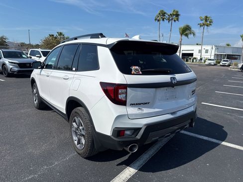 Used 2023 Honda Passport TrailSport image 5