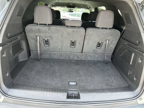 Certified 2024 Chevrolet Traverse LT AWD/4WD image 22