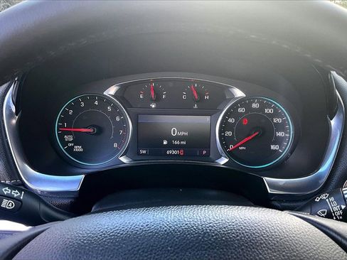 Certified 2022 Chevrolet Traverse LT image 13