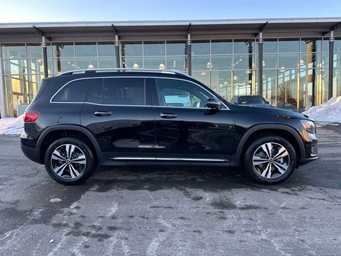 New 2026 Mercedes-Benz GLB 250 4MATIC image 8