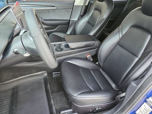 Used 2021 Tesla Model 3 Standard Range Plus RWD image 16