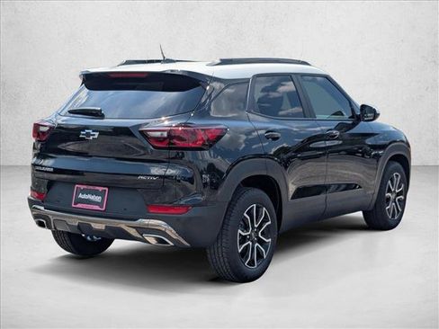 New 2026 Chevrolet TrailBlazer ACTIV w/ Driver Confidence Package FWD image 2