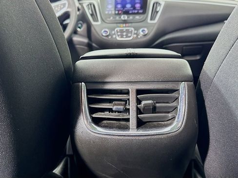 Used 2023 Chevrolet Malibu LT image 32