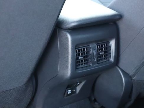 Used 2025 Toyota Camry LE FWD image 18