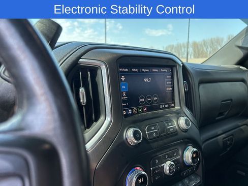 Used 2021 GMC Sierra 2500 AT4 w/ AT4 Premium Plus Package image 12