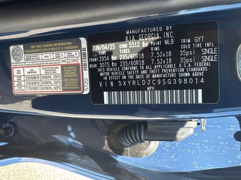 Used 2025 Kia Sorento S AWD/4WD image 31
