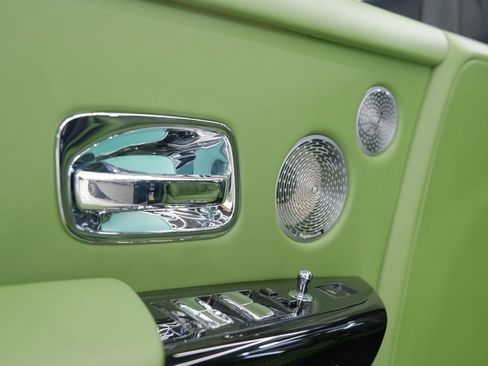 Used 2023 Rolls-Royce Phantom Sedan w/ The Phantom Package image 75