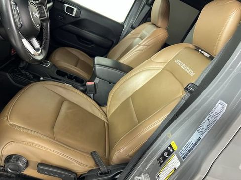Used 2022 Jeep Wrangler Unlimited Rubicon 4xe AWD/4WD image 19