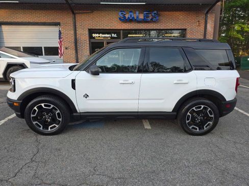 Used 2021 Ford Bronco Sport Outer Banks image 2