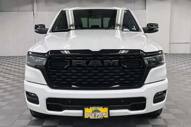 Used 2025 RAM 1500 Big Horn AWD/4WD image 4