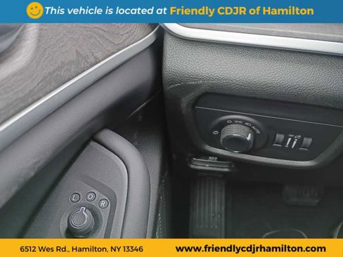 New 2026 Jeep Grand Cherokee Altitude image 17