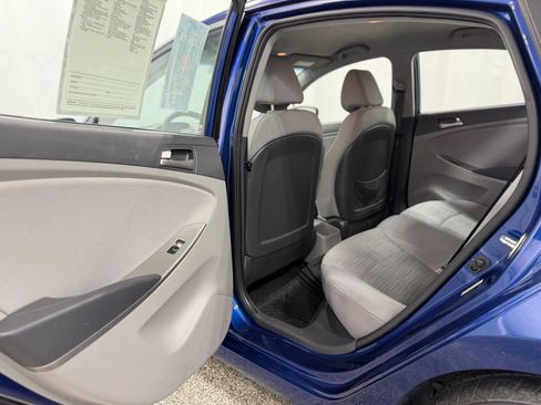 Used 2015 Hyundai Accent GLS FWD image 33