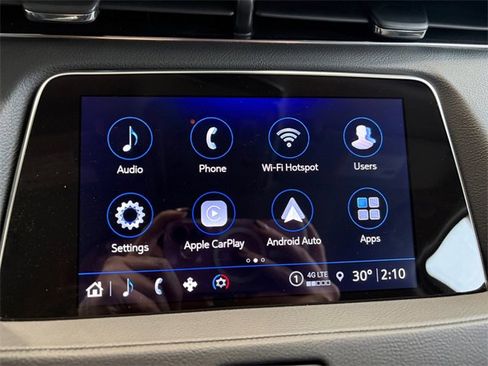 Certified 2023 Cadillac XT4 Luxury w/ Cold Weather Package image 22