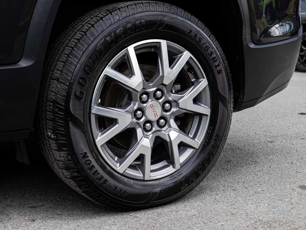 Used 2020 GMC Acadia SLT AWD/4WD image 8